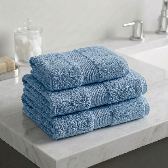 home-textiles/bath-linen-towels/luna-egyptian-cotton-towel-pale-blue-50cm-x-100cm-600gsm